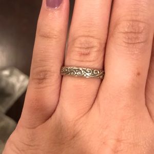 Engraved design band